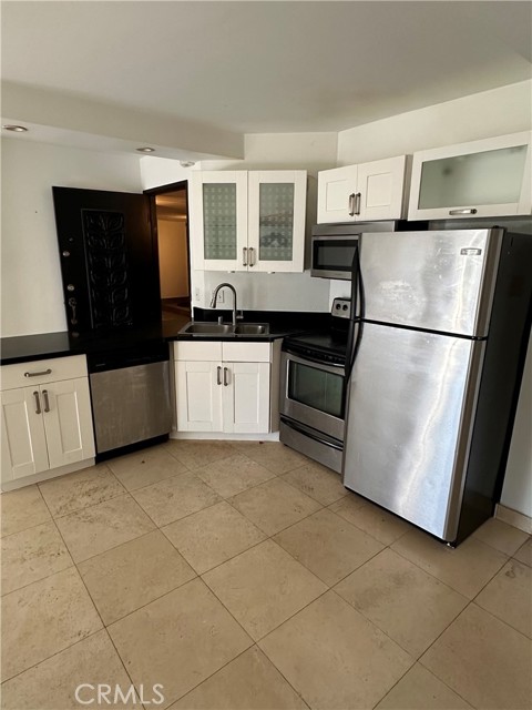 Detail Gallery Image 6 of 13 For 3949 Los Feliz Bld #301,  Los Angeles,  CA 90027 - 1 Beds | 1 Baths