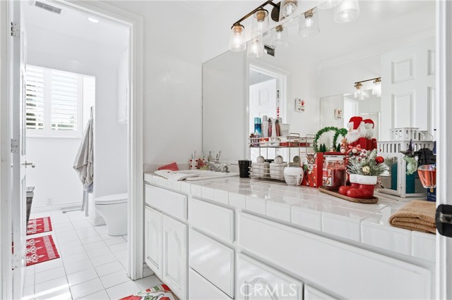 Detail Gallery Image 29 of 55 For 381 S Henning Way, Anaheim,  CA 92807 - 6 Beds | 6 Baths