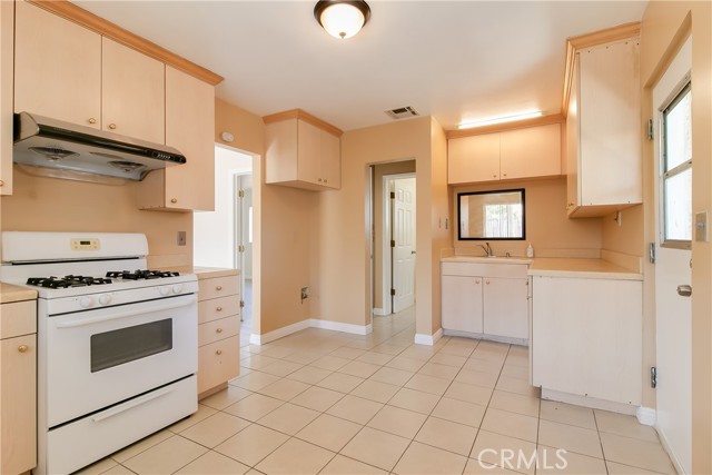 131 3rd Street, San Dimas, CA, 91773 131 3rd Street, San Dimas, CA, 91773