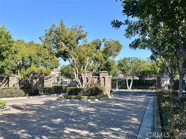 Detail Gallery Image 28 of 37 For 1320 Corte Alemano, Costa Mesa,  CA 92626 - 4 Beds | 2/1 Baths