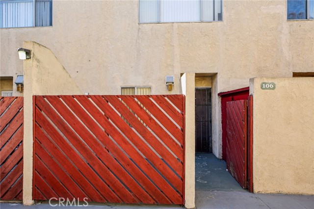 Detail Gallery Image 5 of 51 For 1725 Neil Armstrong St #106,  Montebello,  CA 90640 - 2 Beds | 1/1 Baths