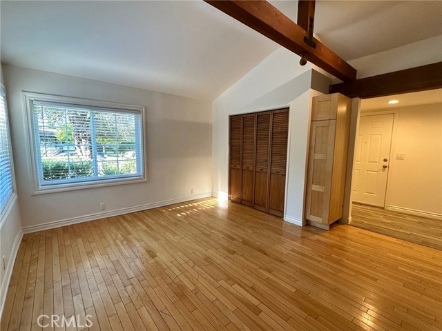 Detail Gallery Image 26 of 36 For 18406 Bessemer St, Tarzana,  CA 91335 - 3 Beds | 2 Baths