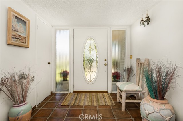 Detail Gallery Image 9 of 37 For 13382 Mount Hood Dr, North Tustin,  CA 92705 - 4 Beds | 3 Baths