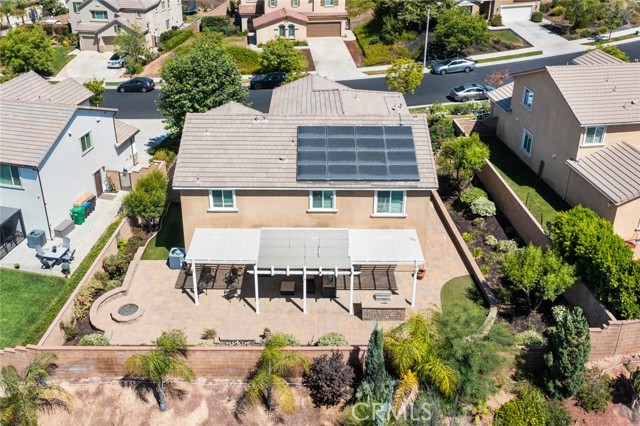 Detail Gallery Image 2 of 23 For 25589 Foxglove, Corona,  CA 92883 - 5 Beds | 3 Baths