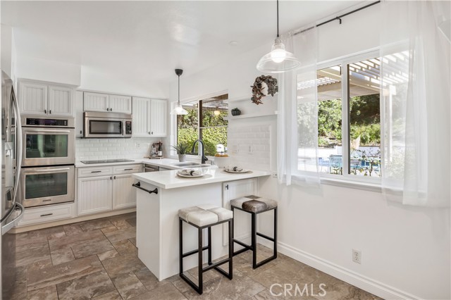 23928 Sunset Crossing Road, Diamond Bar CA: https://media.crmls.org/medias/7b3f0840-f096-42ba-9434-ac2daab33d88.jpg