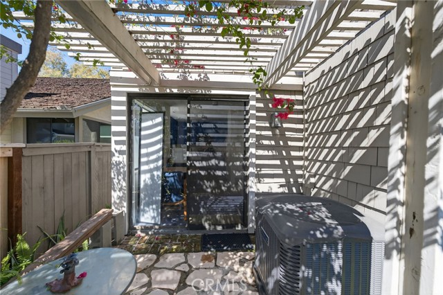 Detail Gallery Image 30 of 53 For 10 Pinewood, Irvine,  CA 92604 - 2 Beds | 2 Baths