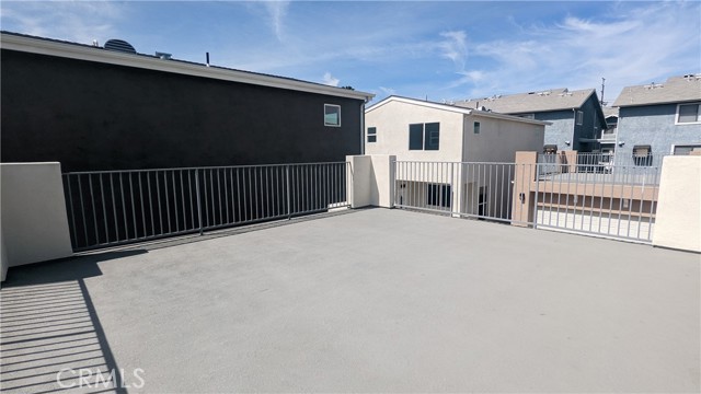 Detail Gallery Image 17 of 19 For 15126 W Logos Ct, North Hills,  CA 91343 - 3 Beds | 2/1 Baths