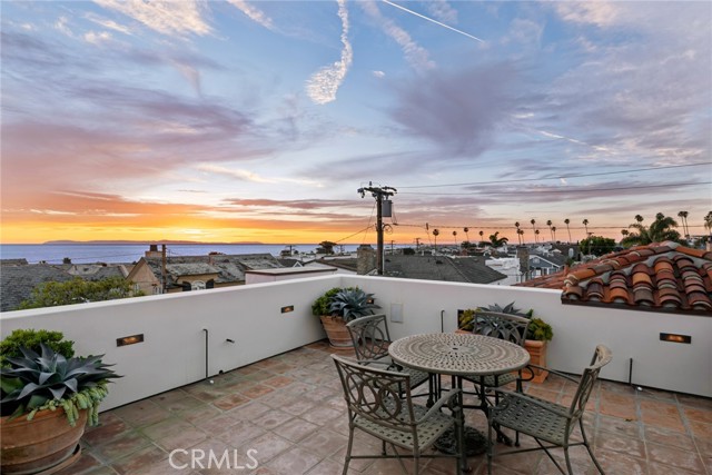 Detail Gallery Image 37 of 53 For 213 Jasmine, Corona Del Mar,  CA 92625 - 4 Beds | 4/1 Baths