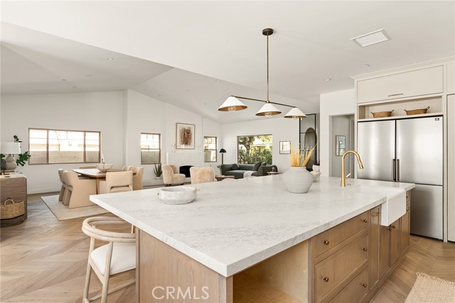 Detail Gallery Image 8 of 28 For 5731 Oak Ave, Temple City,  CA 91780 - 5 Beds | 5 Baths