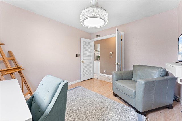1646 E 15th Street, Santa Ana CA: https://media.crmls.org/medias/7b41b5b8-0faa-48b3-8297-6ad6fcafd768.jpg