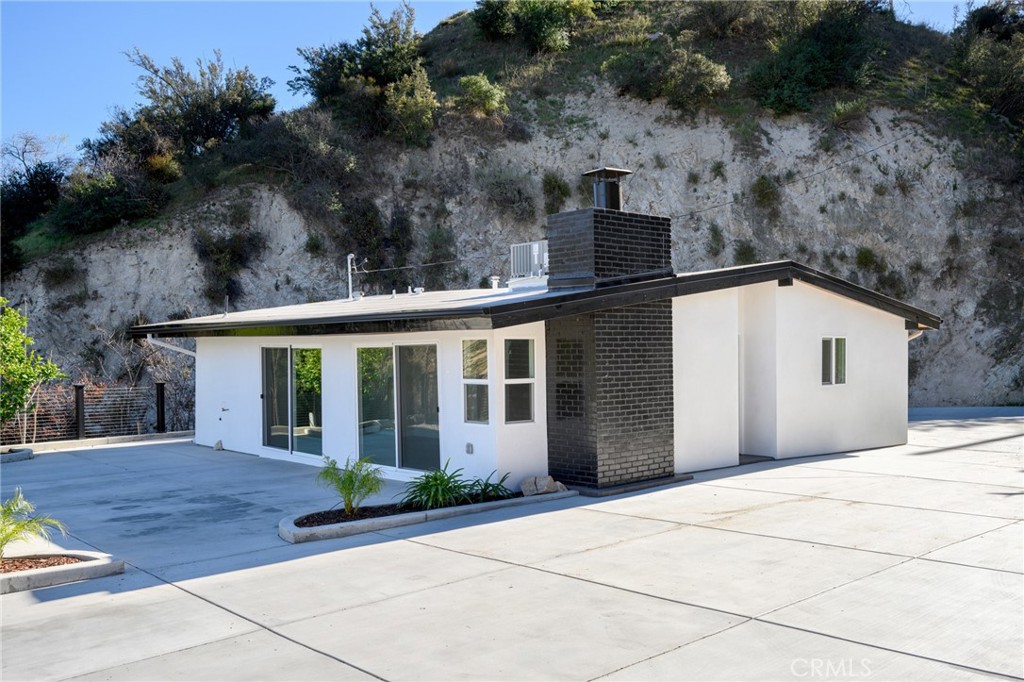 9741 Oak Bend