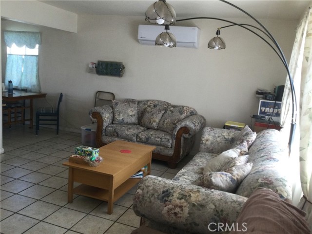 Detail Gallery Image 4 of 22 For 10345 E Palmdale, Littlerock,  CA 93591 - 2 Beds | 1 Baths