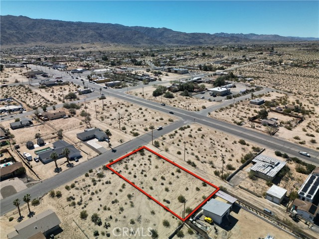 73735 Manana Drive, 29 Palms CA: https://media.crmls.org/medias/7b42bebe-1dcd-4cdb-8eee-d9748e10f5ec.jpg