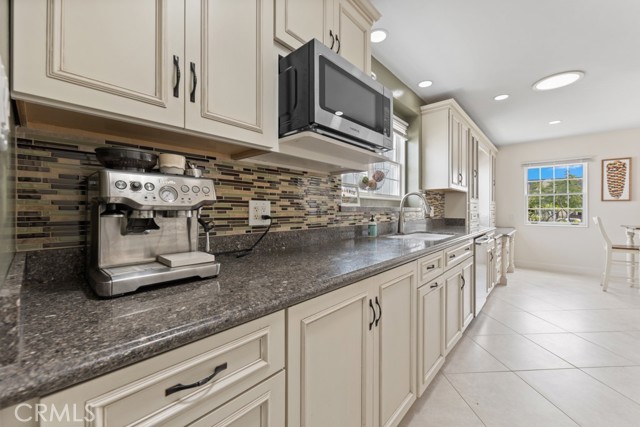 Detail Gallery Image 39 of 51 For 3429 Falcon Avenue, Long Beach,  CA 90807 - 3 Beds | 2/1 Baths