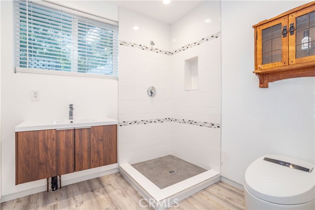 Detail Gallery Image 15 of 45 For 330 S Topanga Canyon Blvd., Topanga,  CA 90290 - 1 Beds | 1 Baths