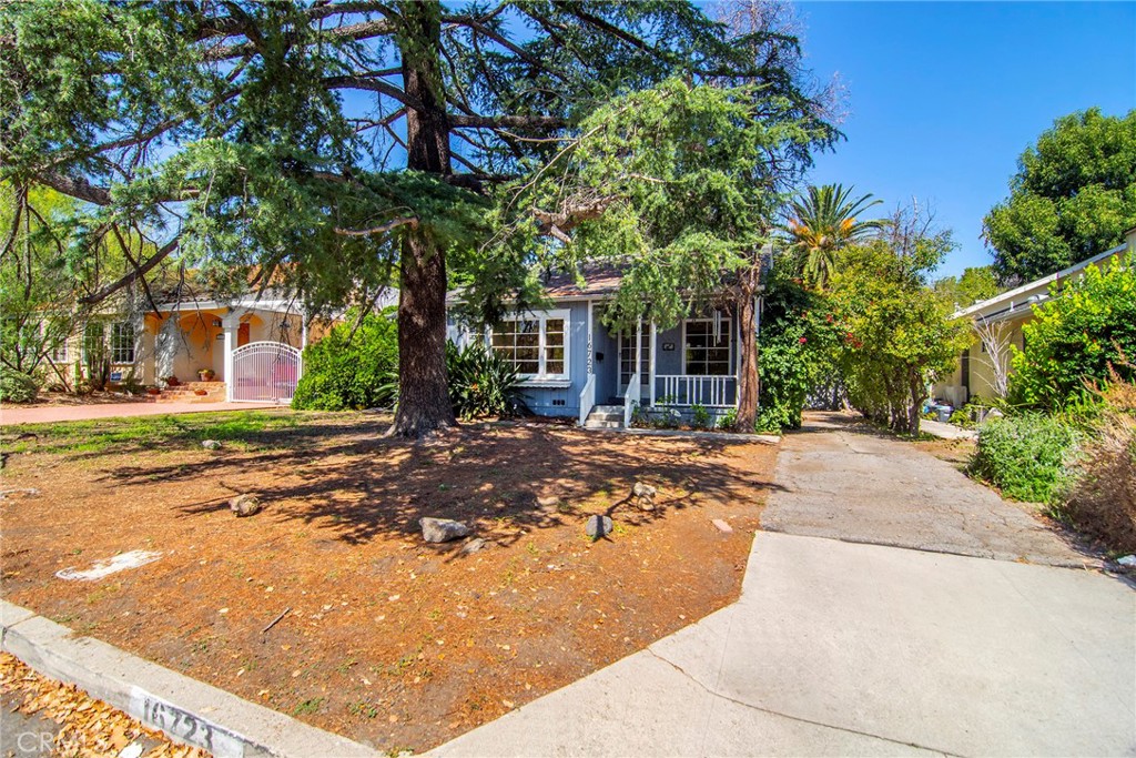 16723 La Maida Street, Encino, CA 91436