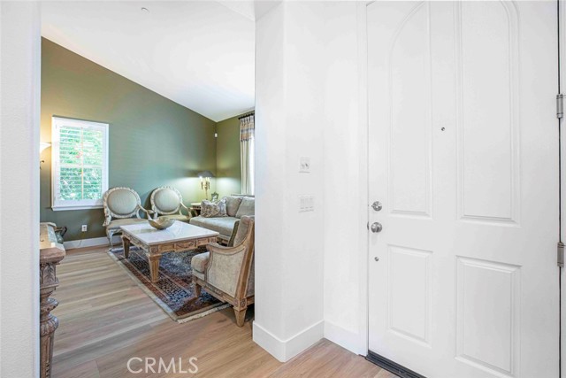 10266 Horsehaven Street, Sun Valley CA: https://media.crmls.org/medias/7b444fbc-43e5-482f-ad19-734da2fc0111.jpg