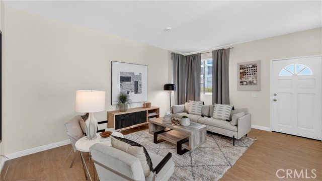 Detail Gallery Image 4 of 42 For 30 Remington, Irvine,  CA 92620 - 2 Beds | 2 Baths