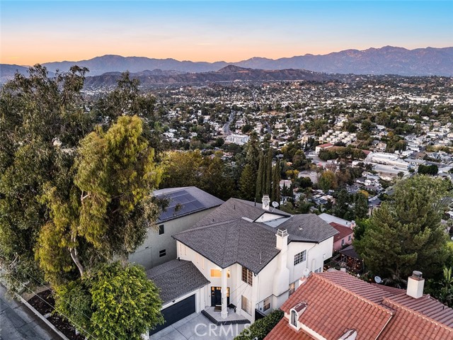 Detail Gallery Image 1 of 29 For 626 Crane Bld, Los Angeles,  CA 90065 - 3 Beds | 2/1 Baths