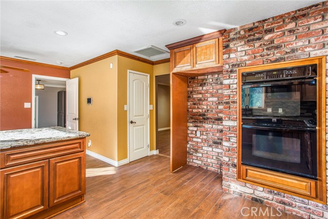 Detail Gallery Image 17 of 62 For 37095 Oak View Rd, Yucaipa,  CA 92399 - 4 Beds | 2/2 Baths