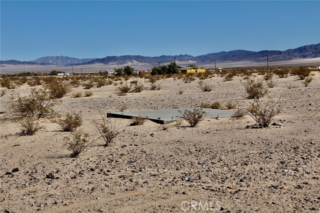 Detail Gallery Image 4 of 7 For 6281811 20000 Amboy Rd, Twentynine Palms,  CA 92277 - – Beds | – Baths