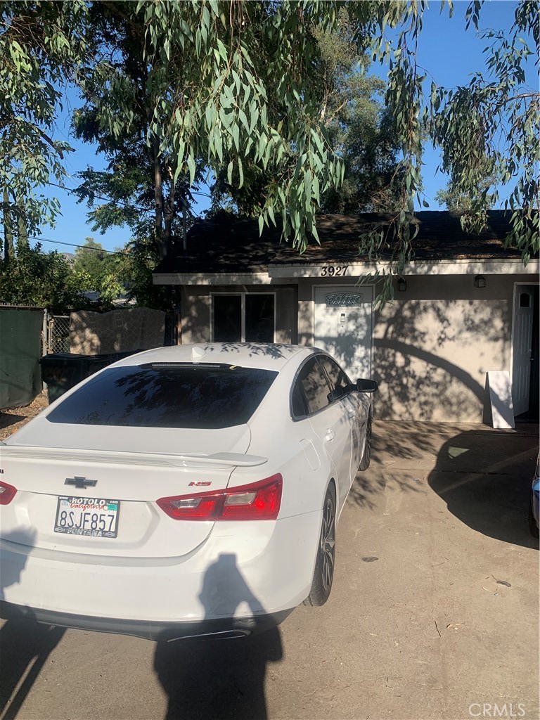 Duplex at 3927 Acre