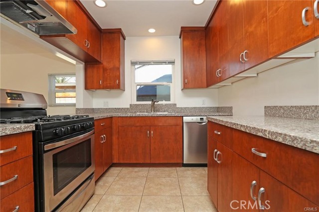 6346 Goodland Place, North Hollywood CA: https://media.crmls.org/medias/7b46da78-7378-4a79-8239-e76d064ce1ac.jpg