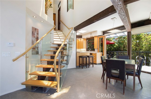 Detail Gallery Image 17 of 52 For 785 Alta Vista, Laguna Beach,  CA 92651 - 3 Beds | 3/1 Baths