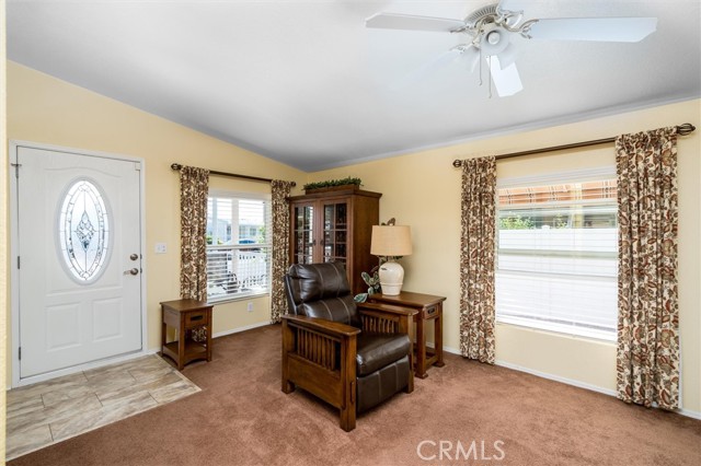 Detail Gallery Image 6 of 56 For 38079 Calle De Amor, Murrieta,  CA 92563 - 3 Beds | 2 Baths