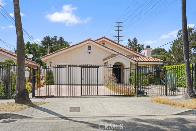 11833 Pendleton Street, Sun Valley CA: https://media.crmls.org/medias/7b47be55-fc59-49d8-859e-16b5d1663120.jpg
