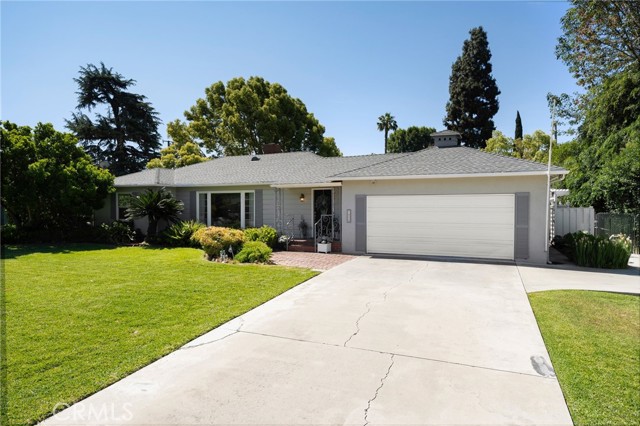 Detail Gallery Image 3 of 47 For 1424 E Vine Ave, West Covina,  CA 91791 - 4 Beds | 2/1 Baths