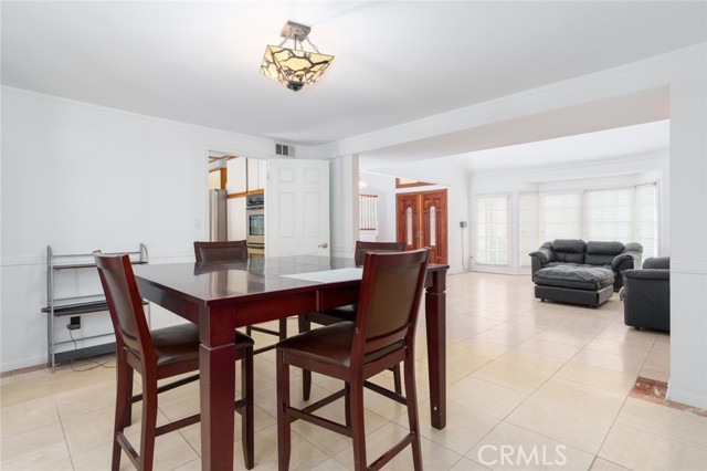 40 Club View Lane, Rolling Hills Estates, California 90274, 5 Bedrooms Bedrooms, ,3 BathroomsBathrooms,Residential,Sold,Club View,PW22062532