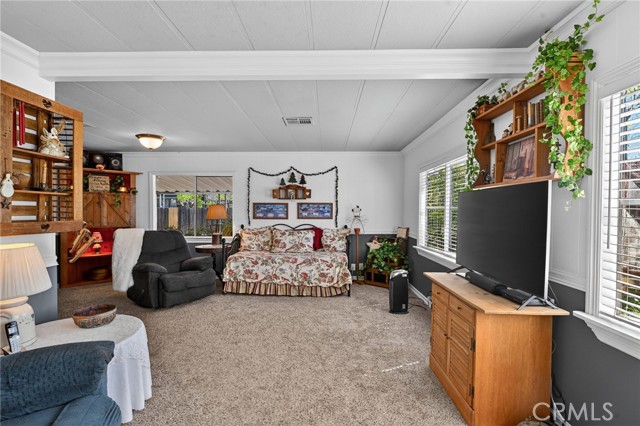 Detail Gallery Image 6 of 46 For 43778 Hartley, Hemet,  CA 92544 - 2 Beds | 2 Baths