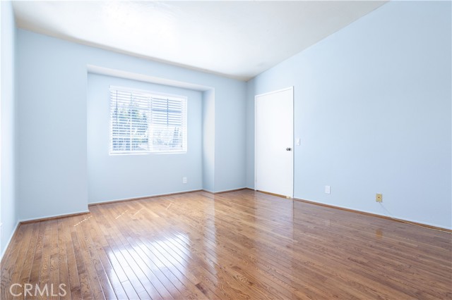 Detail Gallery Image 9 of 24 For 12335 Hilldale Ct, Pacoima,  CA 91331 - 3 Beds | 3 Baths