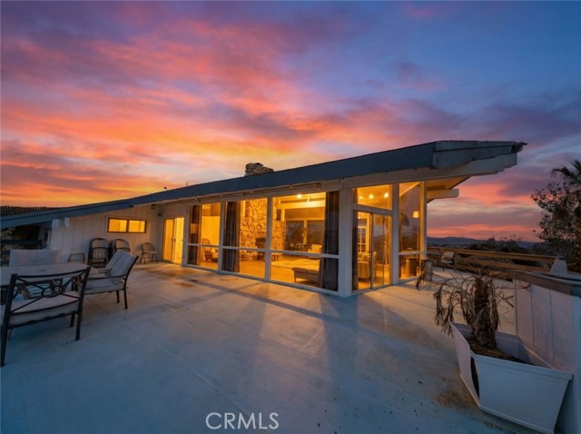 Detail Gallery Image 4 of 63 For 16822 Glenfall Ave, Palmdale,  CA 93591 - 4 Beds | 2 Baths