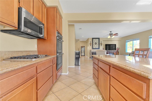 Detail Gallery Image 24 of 73 For 31722 Waterfall Way, Murrieta,  CA 92563 - 4 Beds | 3/1 Baths