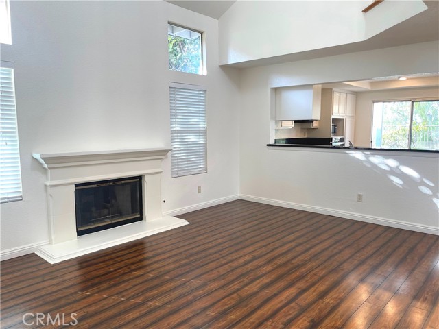 2985 Amber Drive, Corona CA: https://media.crmls.org/medias/7b4b4ea0-eb80-4469-9772-bb70d4c73aae.jpg