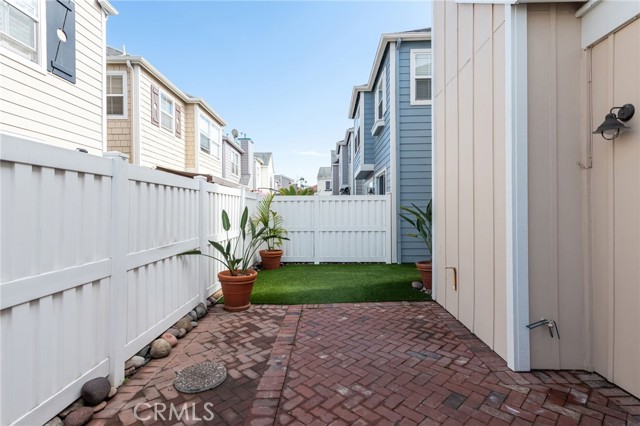 1800 Pacific Coast, Redondo Beach, California 90277, 3 Bedrooms Bedrooms, ,3 BathroomsBathrooms,Residential,For Sale,Pacific Coast,SB24229969