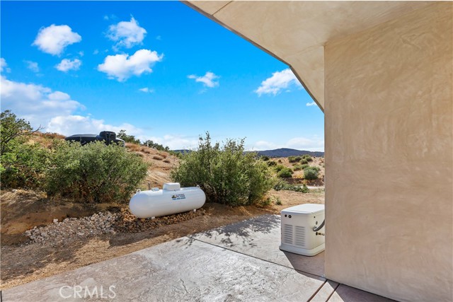 Detail Gallery Image 22 of 37 For 3208 Ox Yoke, Pioneertown,  CA 92268 - 2 Beds | 2 Baths