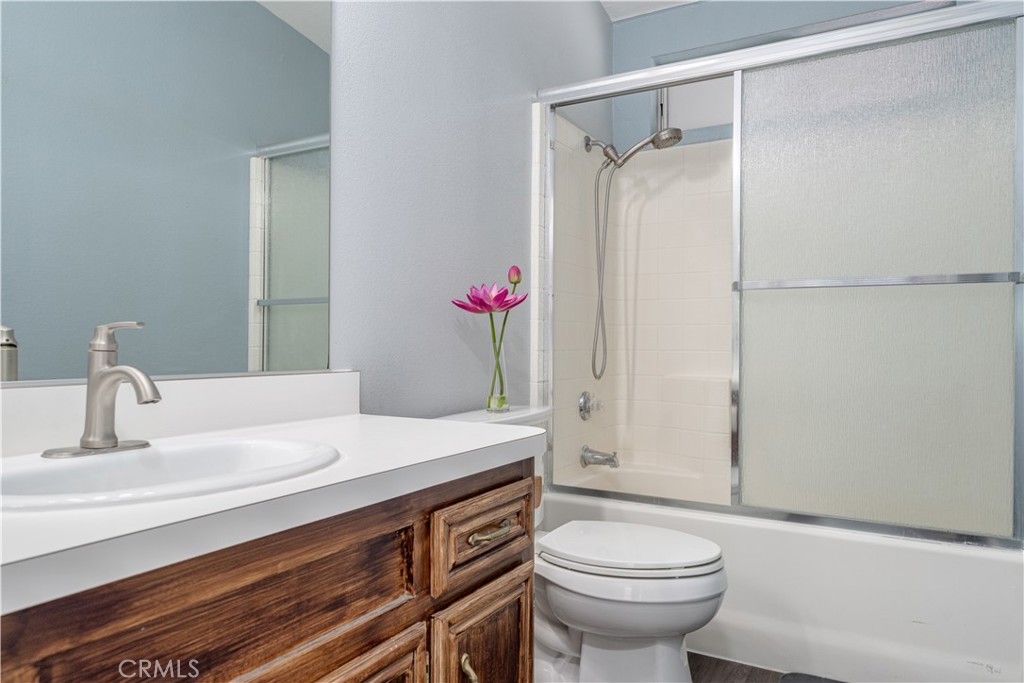 MLS #OC25247907 image #11