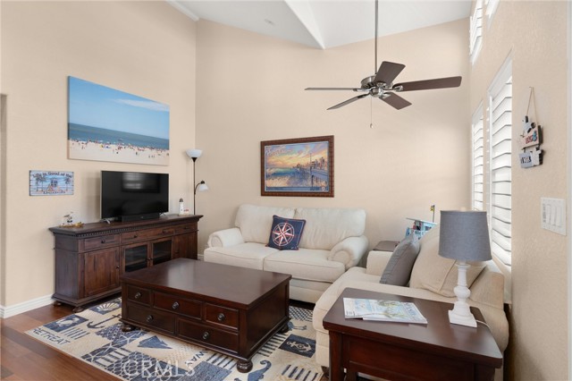Detail Gallery Image 7 of 40 For 37 Cabrillo St, Newport Beach,  CA 92663 - 2 Beds | 2 Baths