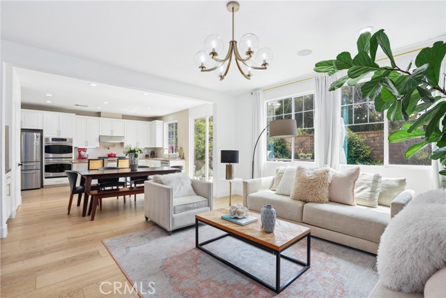 24229 La Montura Drive, Valencia CA: https://media.crmls.org/medias/7b4ce382-6990-4342-93a5-e1f67446d8db.jpg