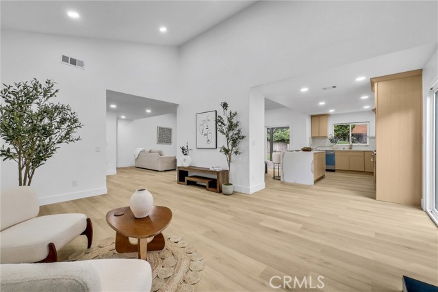 Detail Gallery Image 4 of 15 For 19811 Sienna Lane, Yorba Linda,  CA 92886 - 3 Beds | 2 Baths