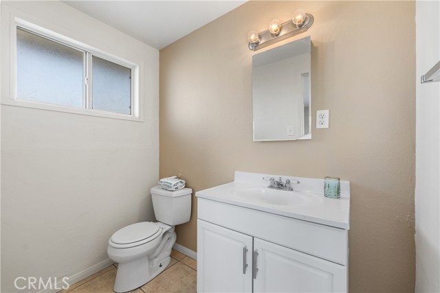 Detail Gallery Image 25 of 40 For 1252 E Avenue R6, Palmdale,  CA 93550 - 3 Beds | 1 Baths