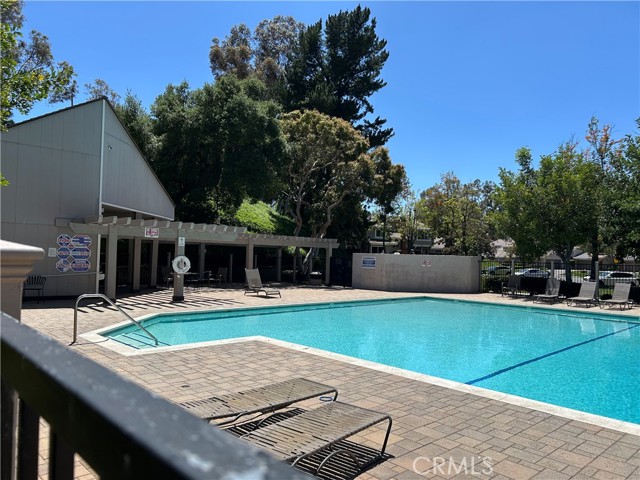 Detail Gallery Image 22 of 24 For 6560 E Camino Vista #2,  Anaheim Hills,  CA 92807 - 3 Beds | 2/1 Baths