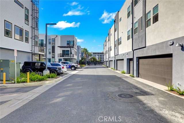 Detail Gallery Image 30 of 36 For 365 Placemark, Irvine,  CA 92614 - 2 Beds | 3/1 Baths