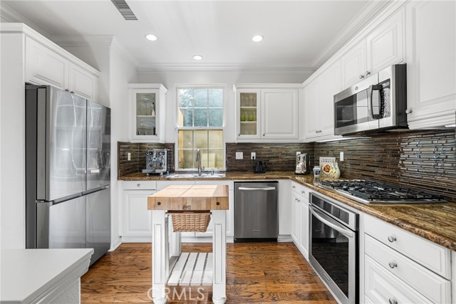 Detail Gallery Image 12 of 52 For 82 Bower Tree, Irvine,  CA 92603 - 3 Beds | 2/1 Baths