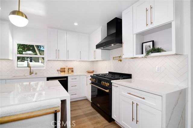 17420 Collins Street photo 13