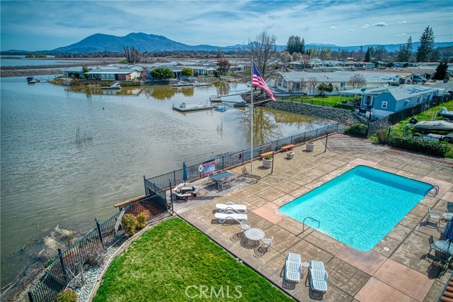 1800 S Main Street, Lakeport CA: https://media.crmls.org/medias/7b4f7bb7-3f4c-463e-84ff-78924ffec95b.jpg