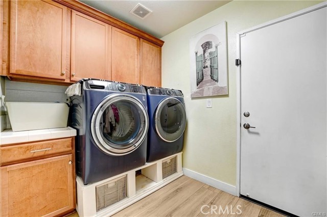 Detail Gallery Image 20 of 26 For 16410 W Nicklaus Dr #143,  Sylmar,  CA 91342 - 3 Beds | 3 Baths